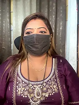 Snapshot of Oh-Monika chatting on 01.07.26 Oh-Monika online show from 01.07.26