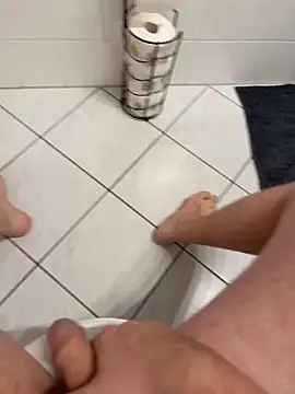 Snapshot of bock_auf_mumu chatting on 12.14.25 bock auf mumu online show from 12.14.25