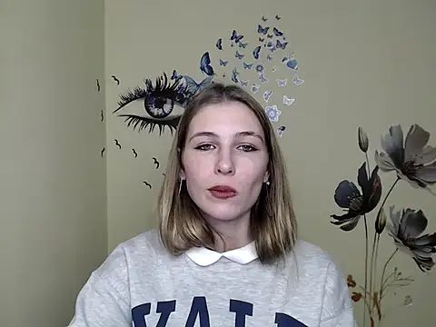 Snapshot of StrangerGi chatting on 12.14.24 StrangerGi online show from 12.14.24