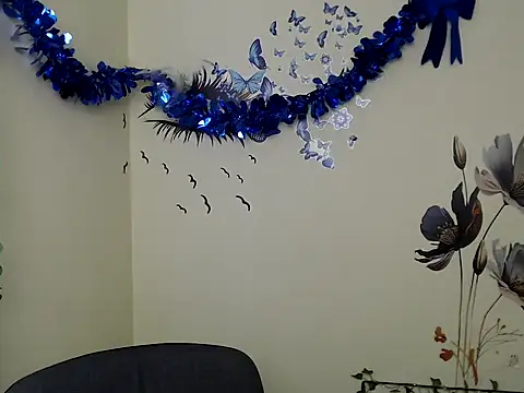 Snapshot of StrangerGi chatting on 02.15.25 StrangerGi online show from 02.15.25