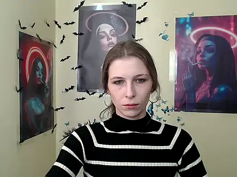 Snapshot of StrangerGi chatting on 03.13.25 StrangerGi online show from 03.13.25