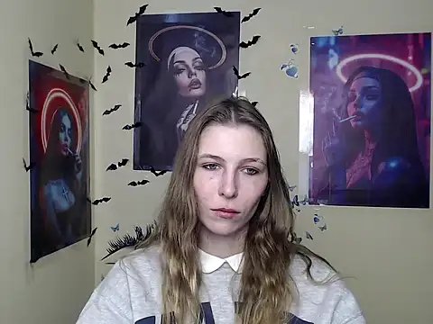 Snapshot of StrangerGi chatting on 03.18.25 StrangerGi online show from 03.18.25