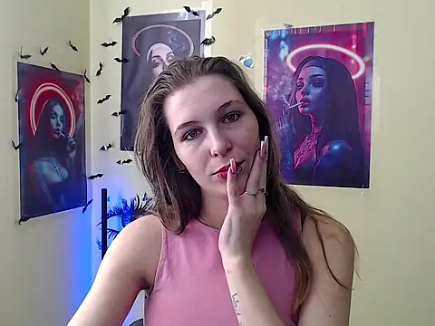 Snapshot of StrangerGi chatting on 02.20.26 StrangerGi online show from 02.20.26