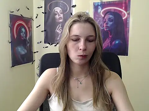 StrangerGi online show from 04.04.26