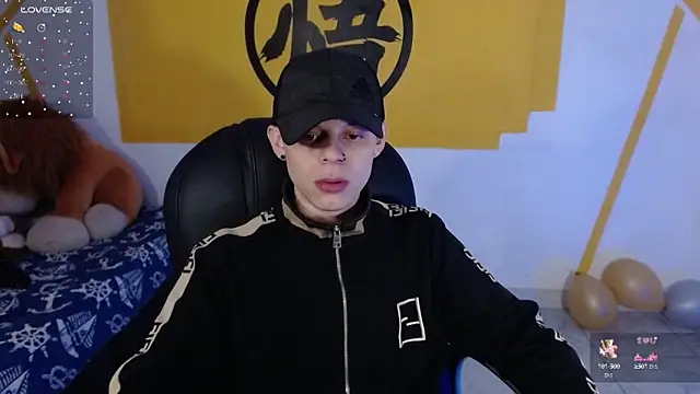 Snapshot of Matthew_Boy_ chatting on 02.02.25 Matthew Boy  online show from 02.02.25