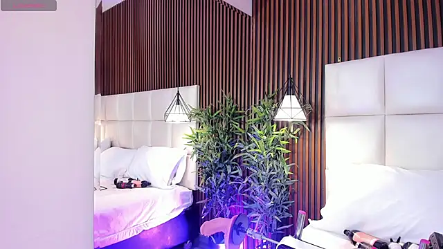 Snapshot of CailynBrowm chatting on 01.09.26 CailynBrowm online show from 01.09.26