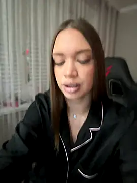 bunnyrich online show from 10.31.25