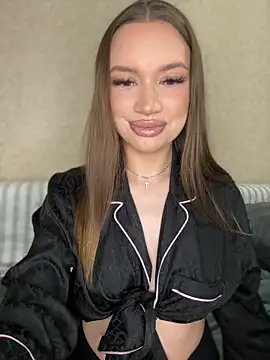 Snapshot of bunnyrich chatting on 02.03.26 bunnyrich online show from 02.03.26