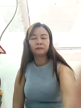 Sexy-ladyboobs20 online show from 12.26.24