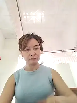 Sexy-ladyboobs20 online show from 12.27.24