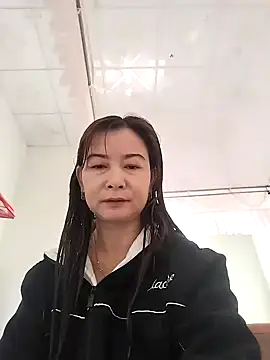 Sexy-ladyboobs20 online show from 12.28.24