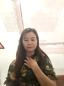 Sexy-ladyboobs20 online show from 01.04.25