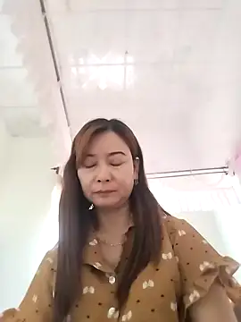 Sexy-ladyboobs20 online show from 01.06.25