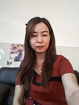 Sexy-ladyboobs20 online show from 03.15.25