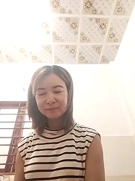 Sexy-ladyboobs20 online show from 09.12.25