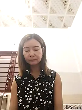 Sexy-ladyboobs20 online show from 11.17.25