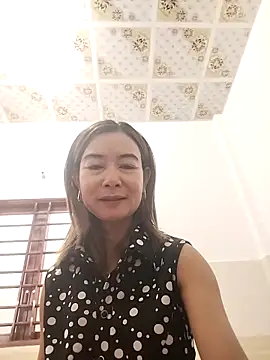 Sexy-ladyboobs20 online show from 12.05.25