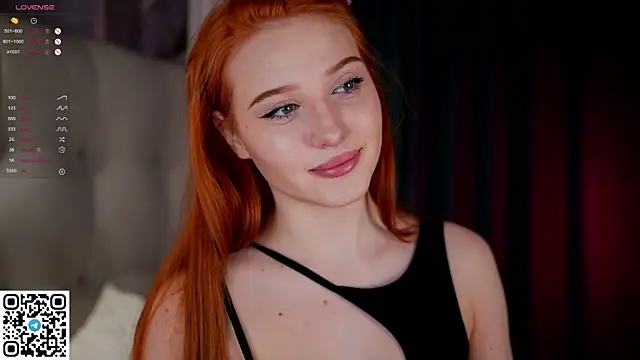 Snapshot of KleinGlif chatting on 01.07.25 KleinGlif online show from 01.07.25