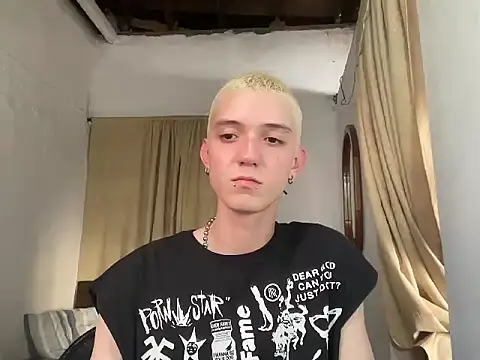 Detlev  online show from 10.19.25