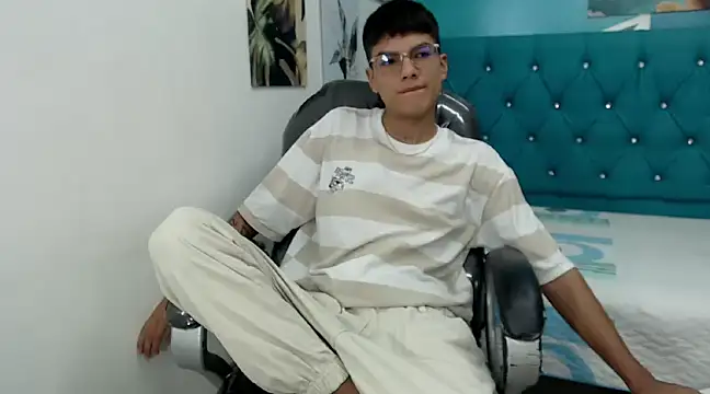 Noha scott online show from 12.21.24