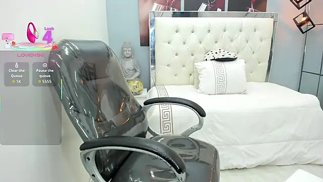 Noha scott online show from 10.12.25