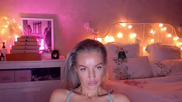 aestetick online show from 11.16.25