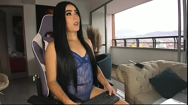 Snapshot of miss_sophie98 chatting on 11.19.25 miss sophie98 online show from 11.19.25