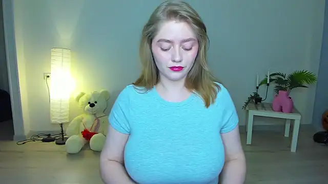 AidaPerry online show from 11.27.25