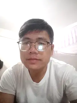 Snapshot of findagirlfriend chatting on 12.20.25 findagirlfriend online show from 12.20.25