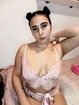 Juanamd1 online show from 01.05.25