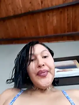 Snapshot of SamaraJay1 chatting on 11.26.25 SamaraJay1 online show from 11.26.25