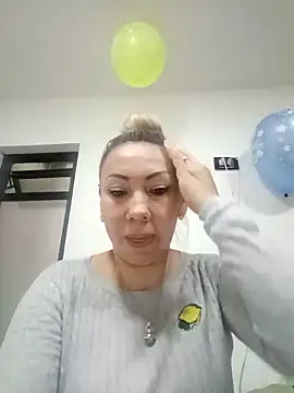 coral smitth online show from 11.10.25