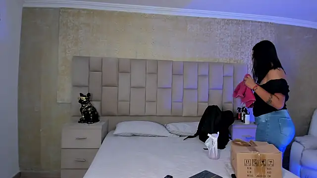 Snapshot of EmmaTorres_ chatting on 03.12.25 EmmaTorres online show from 03.12.25