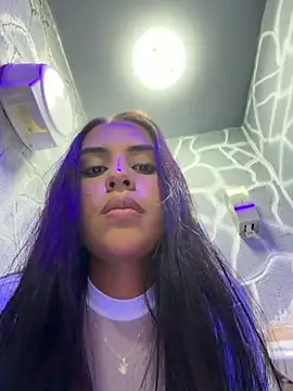 Snapshot of EmmaTorres_ chatting on 02.03.26 EmmaTorres online show from 02.03.26