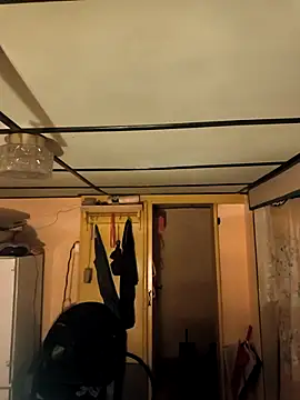 Snapshot of Ronny2510 chatting on 10.01.25 Ronny2510 online show from 10.01.25