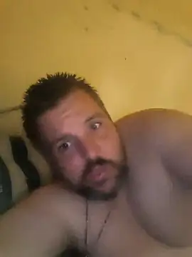 Snapshot of Ronny2510 chatting on 10.07.25 Ronny2510 online show from 10.07.25