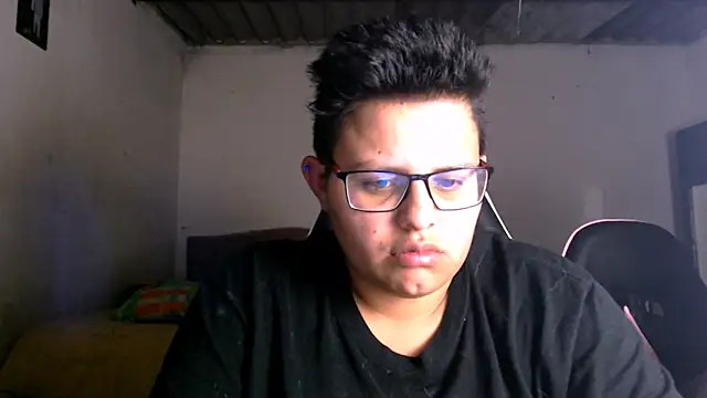 tatsumi nao online show from 10.17.25