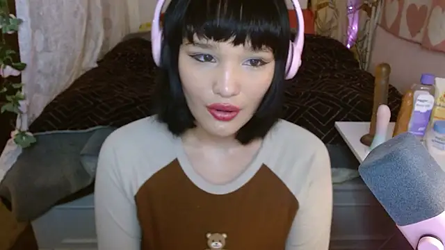 Snapshot of nomichuu chatting on 05.11.26 nomichuu online show from 05.11.26