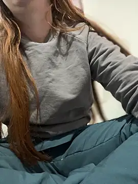 Snapshot of Cloew_Marz chatting on 10.28.25 Cloew Marz online show from 10.28.25