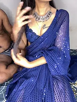 Snapshot of Suhu_love chatting on 10.23.25 Suhu love online show from 10.23.25