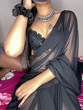 Snapshot of Suhu_love chatting on 12.14.25 Suhu love online show from 12.14.25