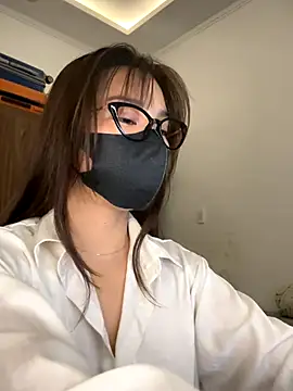 Snapshot of Lilisa_miu chatting on 12.03.25 Lilisa miu online show from 12.03.25