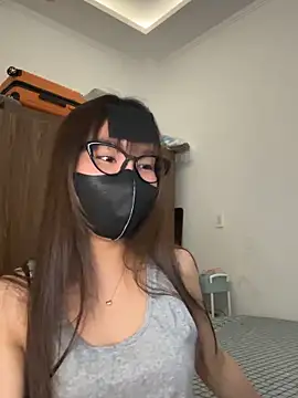 Snapshot of Lilisa_miu chatting on 05.24.26 Lilisa miu online show from 05.24.26
