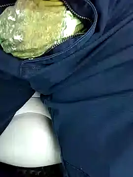 Policeman20742 online show from 02.10.25