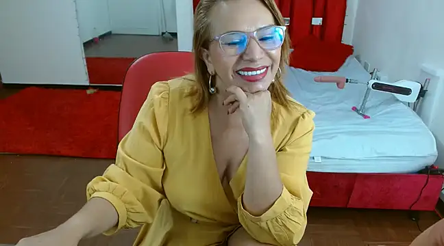 Snapshot of krystal_thomson chatting on 01.28.25 krystal thomson online show from 01.28.25