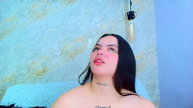 Mia candy 0 online show from 12.15.25