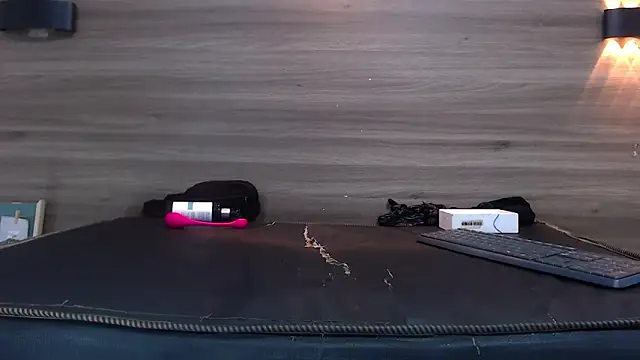 Cutie Shy  online show from 01.31.25