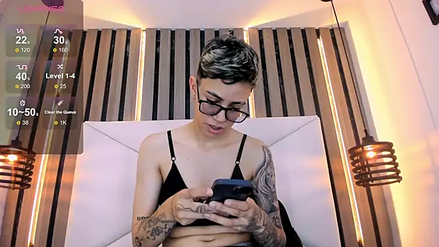 Cutie Shy  online show from 02.18.26