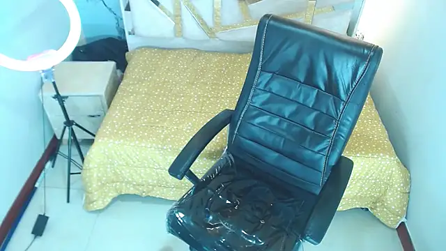 Salome Milf202 online show from 11.12.25