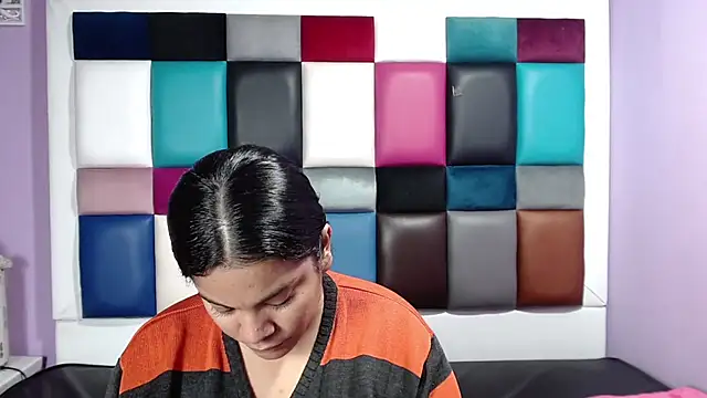 Sam-Evans-hot online show from 12.29.24